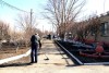 В п. Михайловский начался месячник по благоустройству. Сотрудники организаций и учреждений проводят санитарную очистку и вывоз мусора с прилегающей территории.