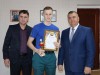 В минувшую пятницу на постоянно действующем совещании с участием Главы МО п. Михайловский А. М. Романова состоялось торжественное награждение победителей Первенства по волейболу на кубок Главы МО п. Михайловский, посвященного Дню народного единства.