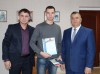 В минувшую пятницу на постоянно действующем совещании с участием Главы МО п. Михайловский А. М. Романова состоялось торжественное награждение победителей Первенства по волейболу на кубок Главы МО п. Михайловский, посвященного Дню народного единства.